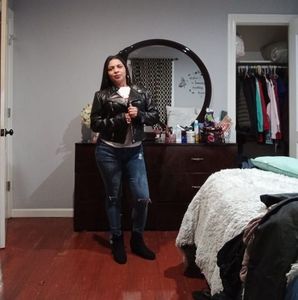 Meet your Posher, Marisol